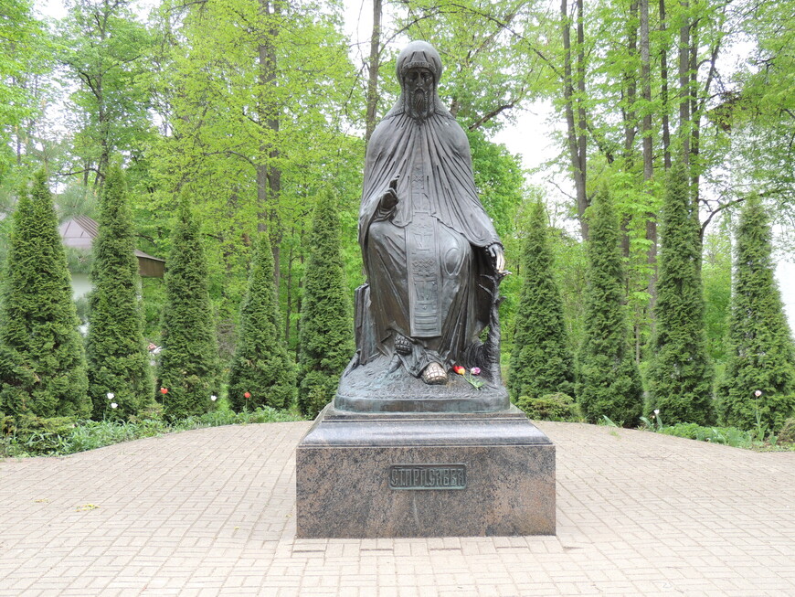 Памятник преподобному Савве Сторожевскому. 