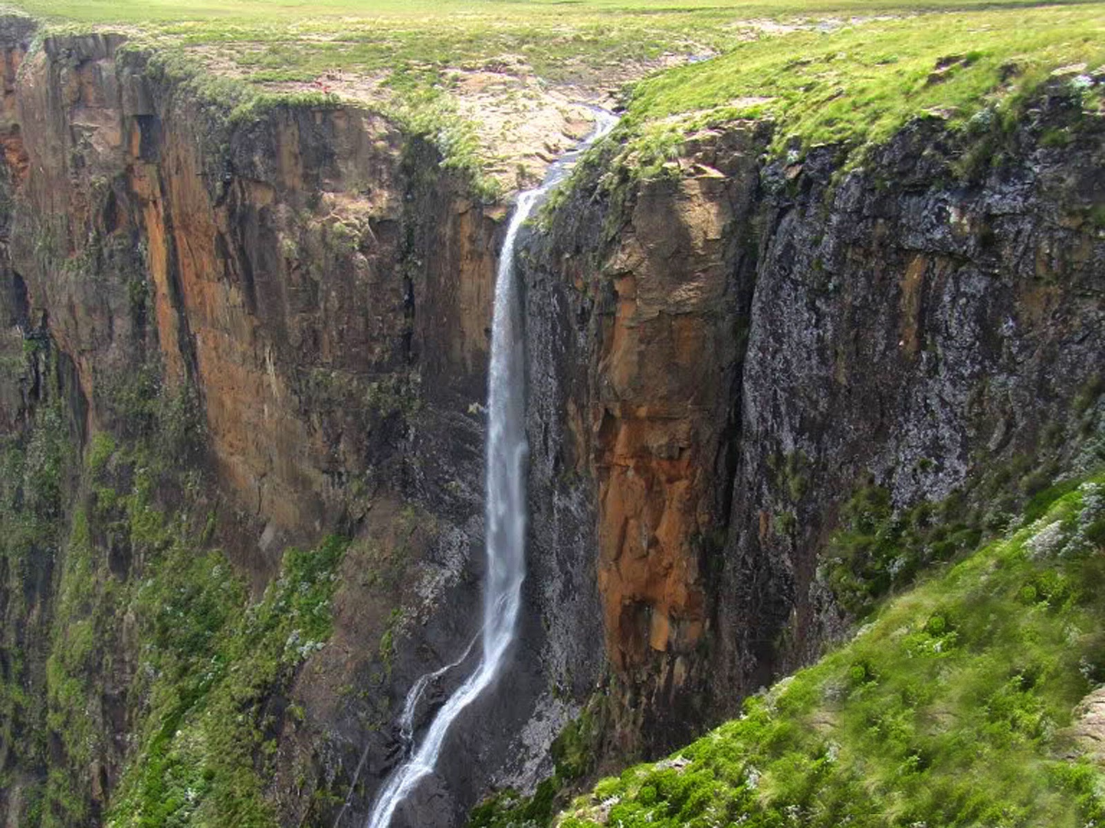 10 incredible hiking trails in South Africa