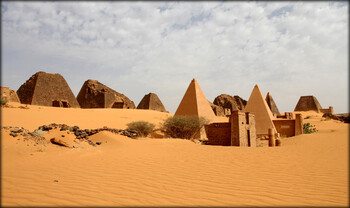 Судан вслед за Египтом будет привлекать туристов пирамидами 