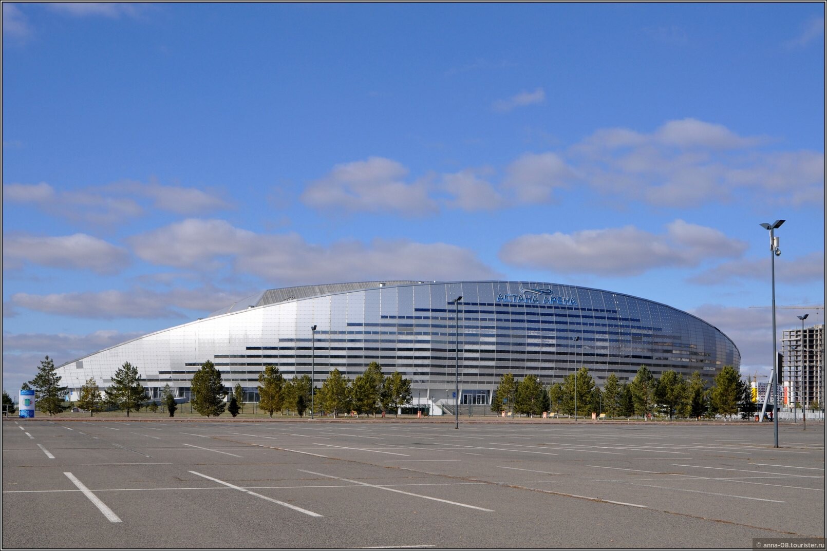 Стадионы казахстана. Футбольный стадион Астана Арена. Астана Арена Астана. Стадион Казахстан в Астане.