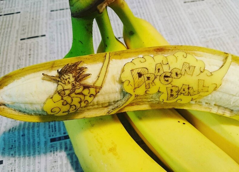 Японский мастер Гаку вырезает головокружительные узоры на фруктах и овощах с помощью техники мукимоно (вряд ли у вас получится повторить этот трюк)