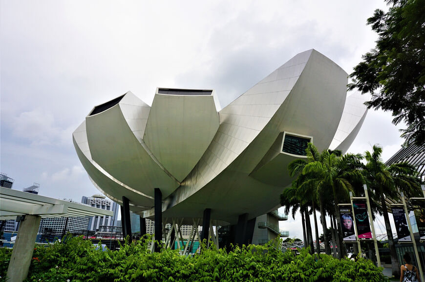 Музей искусства и науки <br/> в Сингапуре