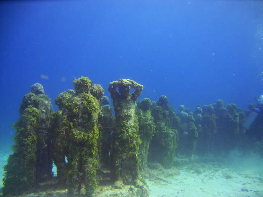 Музей подводных скульптур<br/> в Канкуне