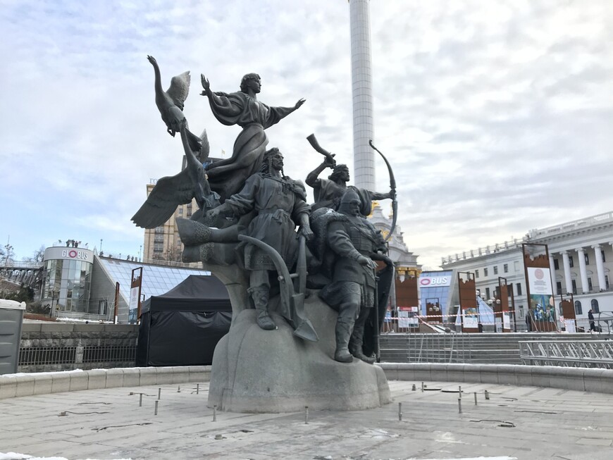 Киев: древний, современный и мистический. День третий. В гости к президенту