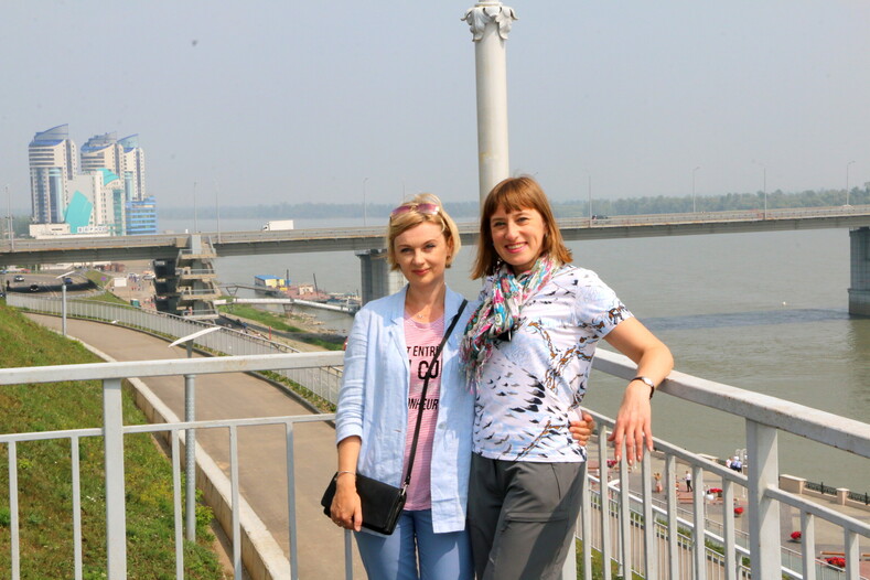 В Барнауле с лучшей институтской подружкой Леночкой