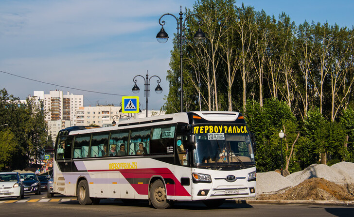 Автобус Екатеринбург — Первоуральск