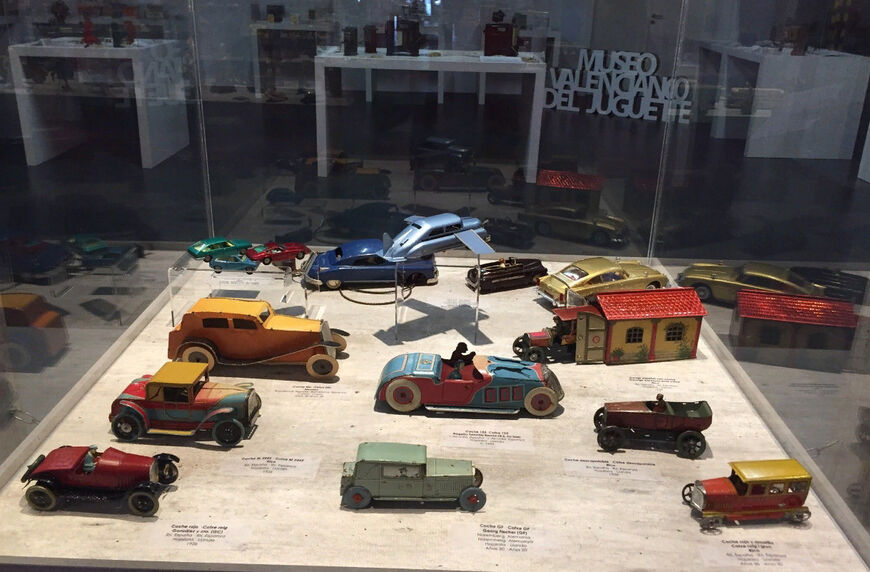 Валенсийский музей игрушек