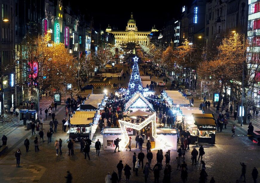 Рождественская ярмарка<br> на Вацлавской площади