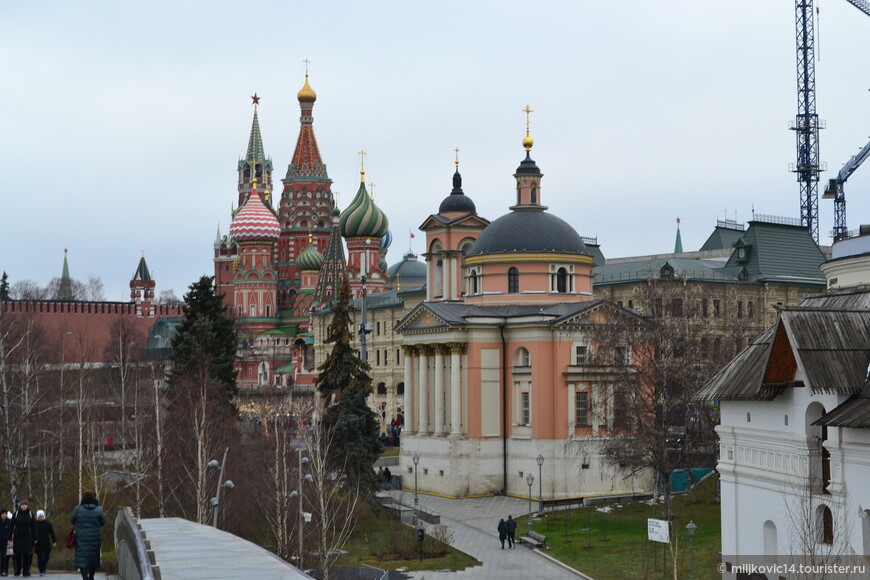 Москва новогодняя без снега