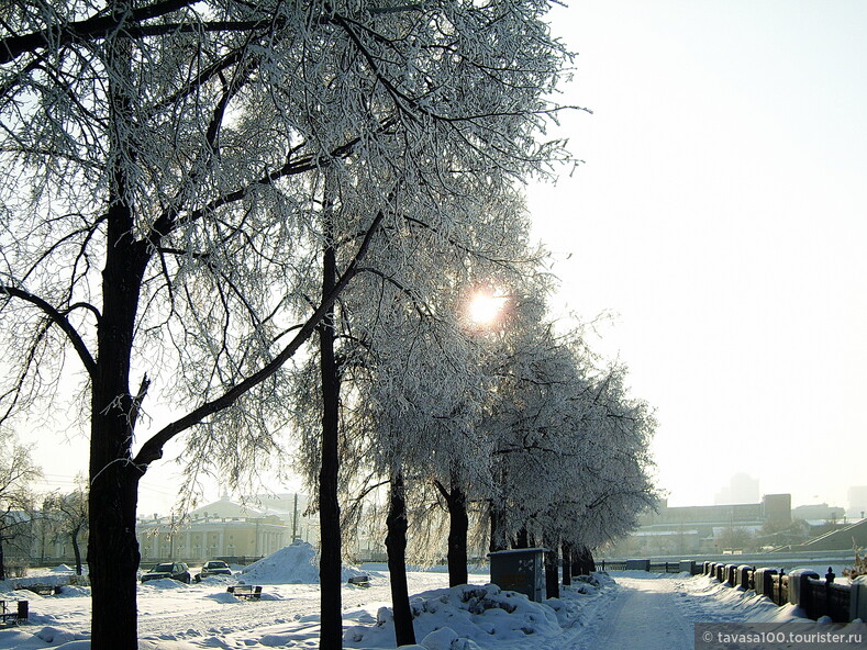 Набережная Челябинска и утренний морозец