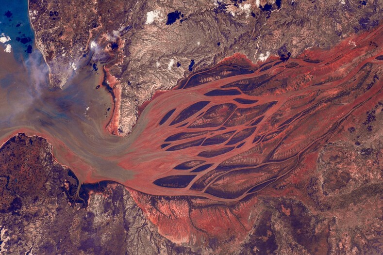 ТОП-10 невероятных снимков Земли, сделанные из космоса