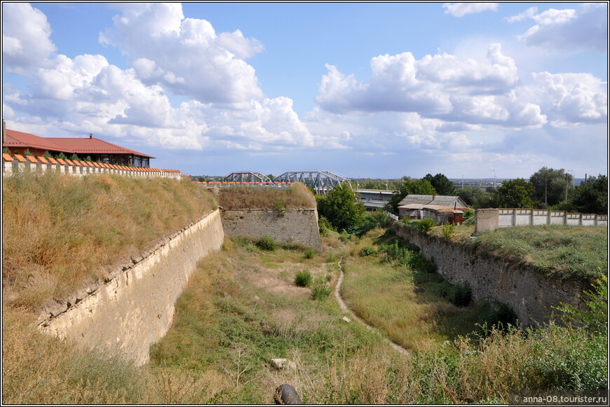 Внешняя часть крепости  состояла из десяти бастионов.