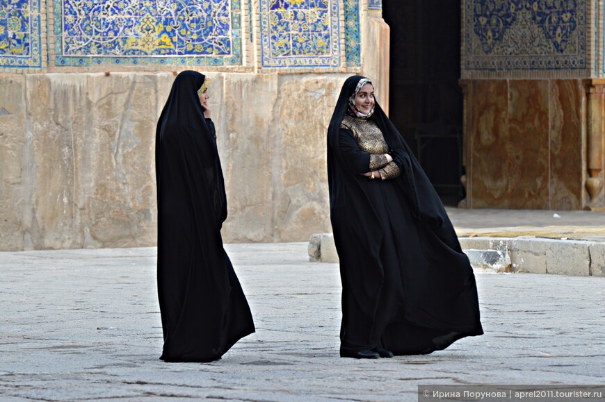 Иранские красавицы в Исфахане