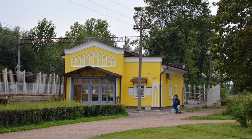 Ж/д вокзал Старый Петергоф