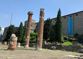 Средневековая крепость Сан-Джусто в Триесте