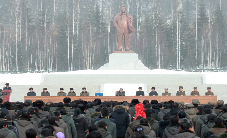 В одной из самых закрытых стран мира открыли новый город: как выглядит «образец современной цивилизации» в Северной Корее?