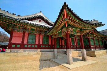 В Сеуле туристам предлагают бесплатно посетить достопримечательности 