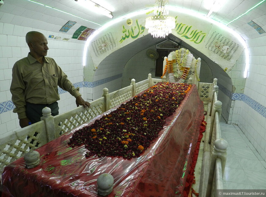 Пакистан. Ч - 6. Мечеть Вазир Хана