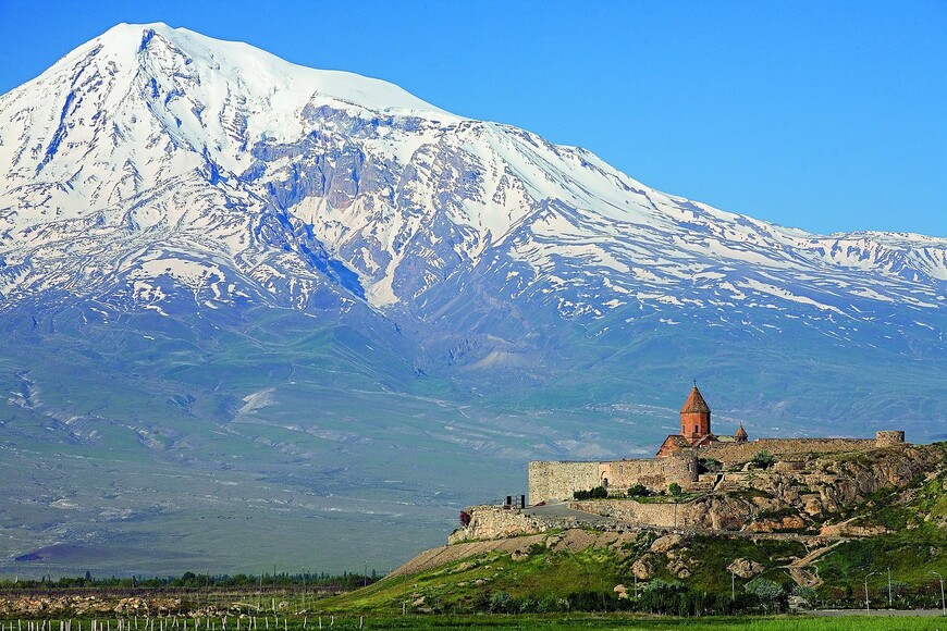 Путешествие в страну гор, армян и абрикосов