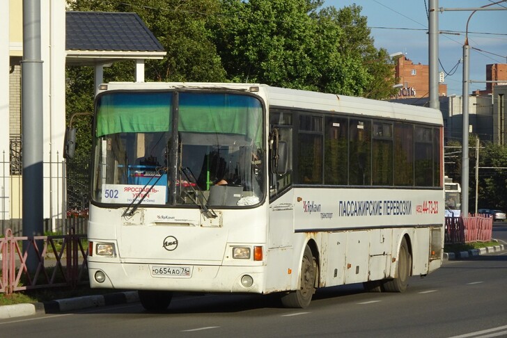 Автобус Ярославль — Углич
