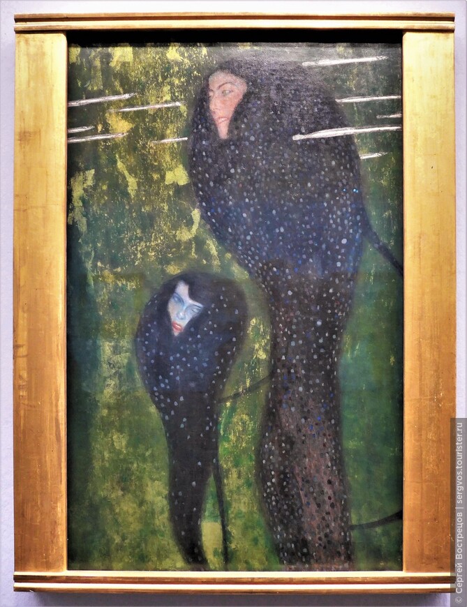 Водяные нимфы (Серебряные рыбки).
Густав Климт, 1899. 
Постоянное заимствование (бессрочная аренда) Банка Австрии
