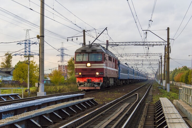 Поезд Санкт-Петербург — Рига
