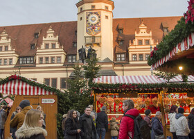 Традиция Лейпцигской Рождественской ярмарки восходит к 1458 году, и по старшинству она уступает лишь Дрезденской. 
