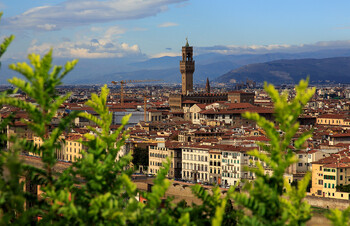 Флоренция в День святого Валентина приглашает туристов на башню Арнольфо