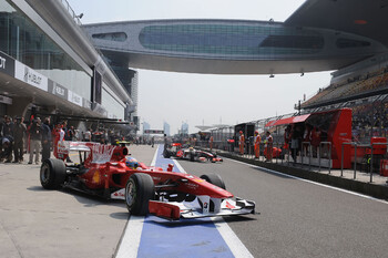 В Китае Гран-при Формулы-1 перенесут или отменят из-за коронавируса