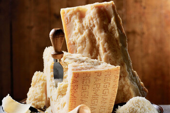 В Италии можно забронировать посещение сыроварен на новом сайте