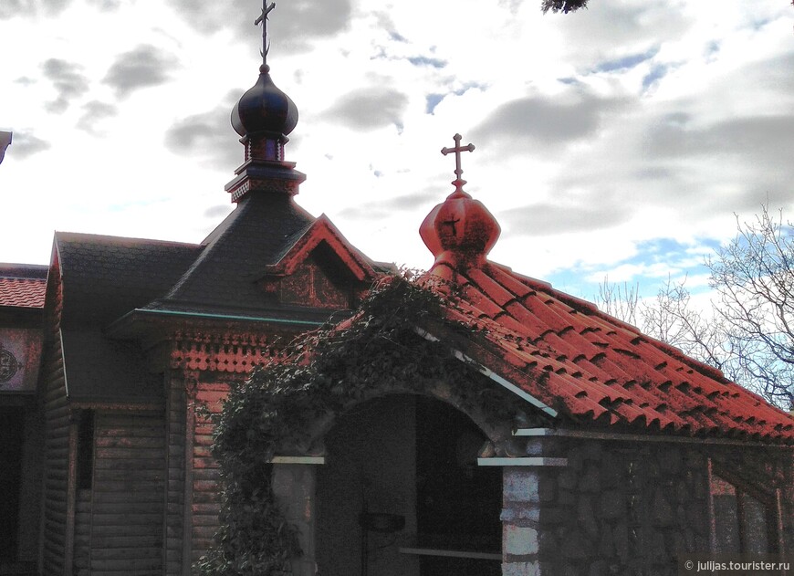 Гостеприимный монастырь Рустово
