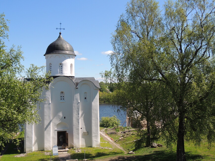 Церковь Георгия Победоносца (12 век).