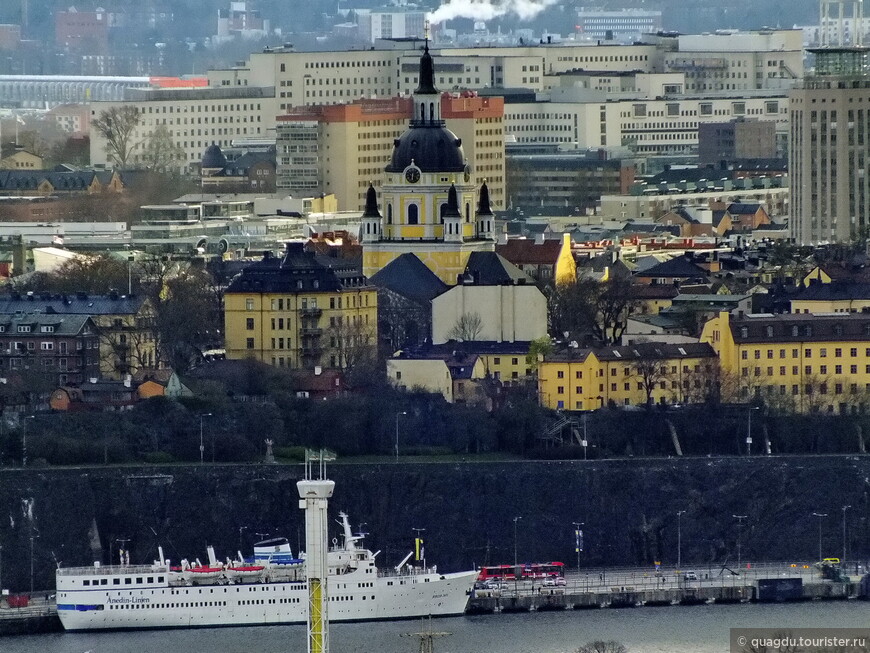 Обзор Стокгольма с вершины телебашни Какнэс