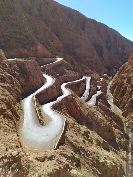 Hike and Chill — марокканский хаммам, ущелье Горж дю Дадес и скалы-печеньки