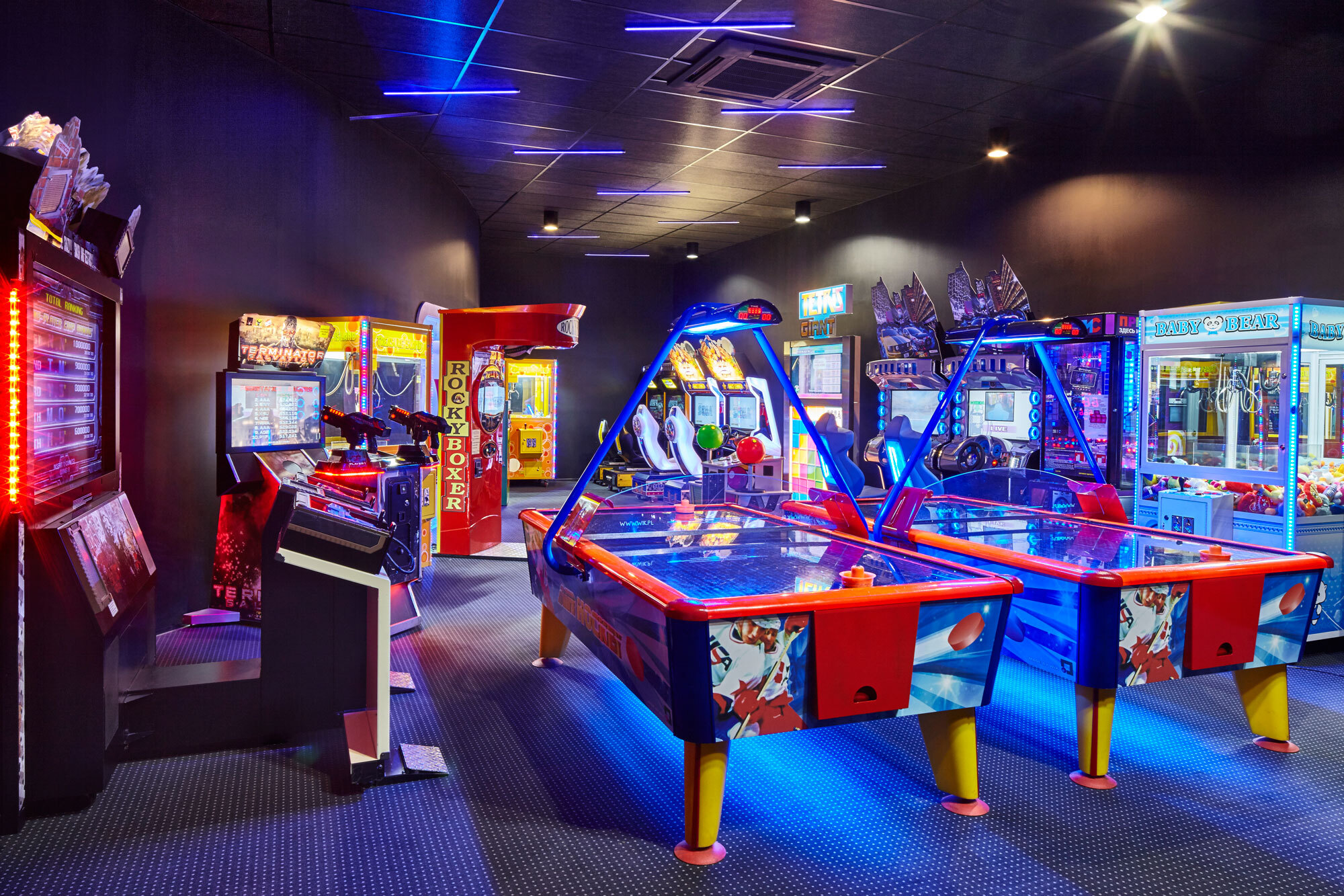игровые автоматы для подростков развлекательный центр