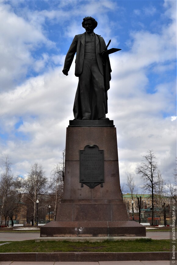 Памятник Репину. Художник: реальность, парадоксы и мистика 