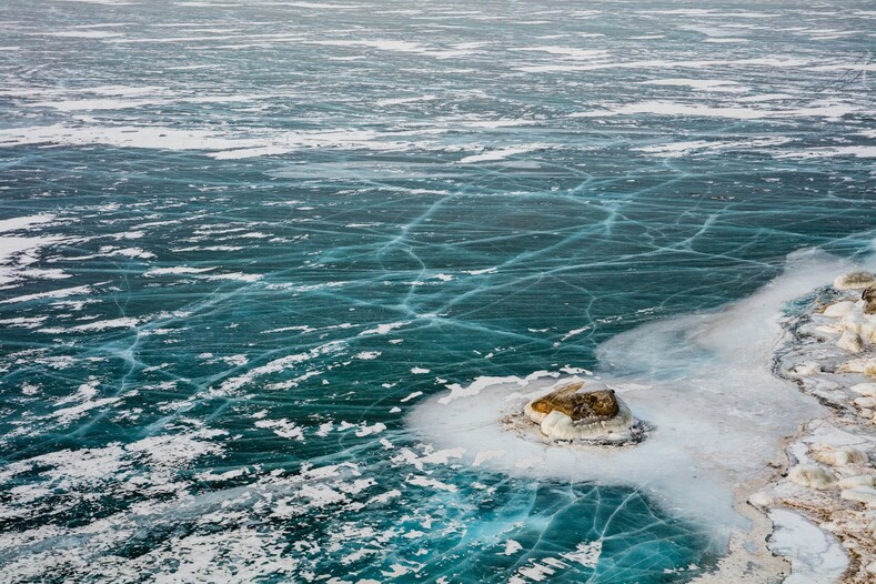 Место невероятной силы: 12 фактов об озере Байкал, которое ежегодно привлекает к себе миллионы туристов