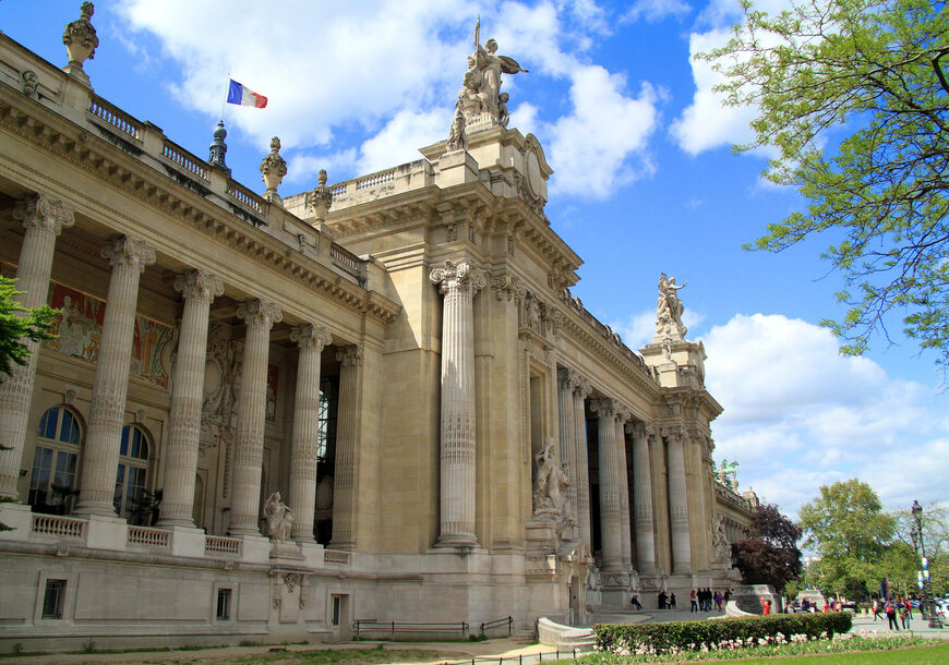 Большой дворец в Париже (Grand Palais)