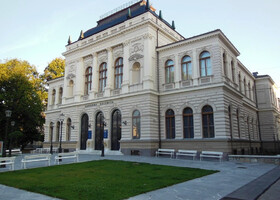 Национальная галерея Словении в Любляне