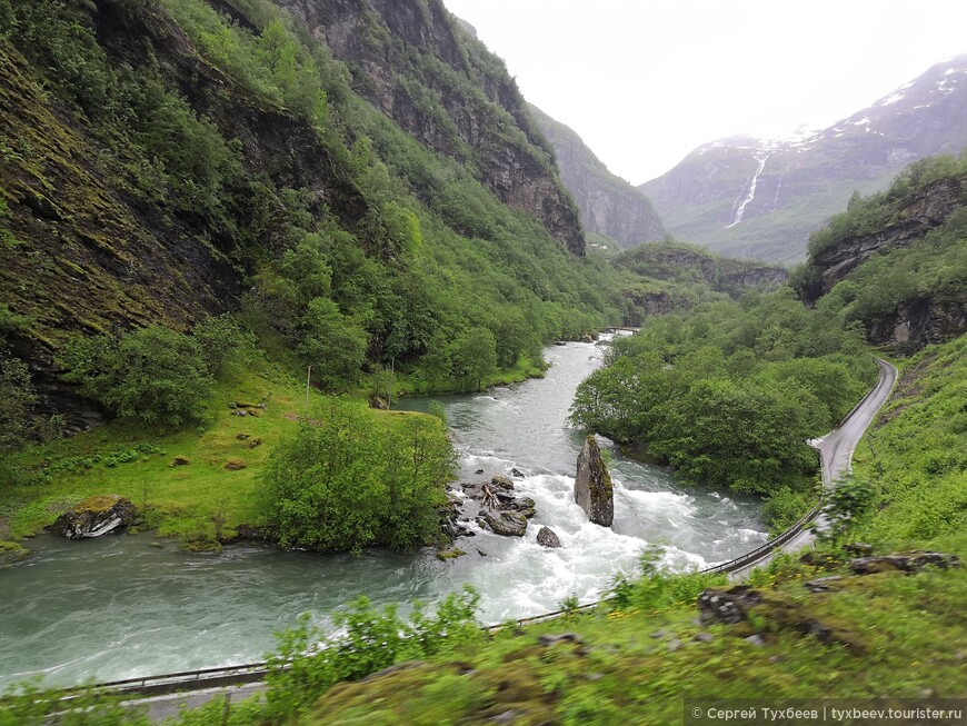 Путешествие в Норвегию. День 5. Флом, паром и Солворн