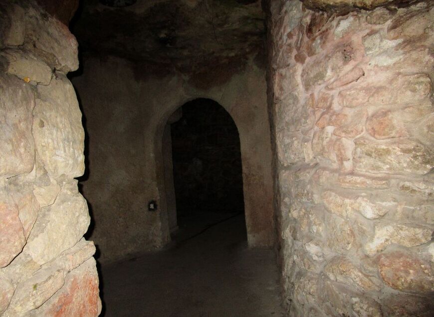 Средневековые катакомбы Будайской крепости