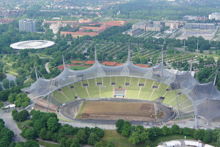 Олимпийский стадион (вид с Олимпийской башни)