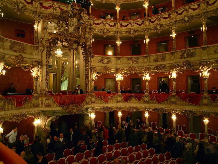 Зал баварской оперы