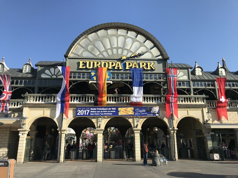 5 лучших парков развлечений Европы