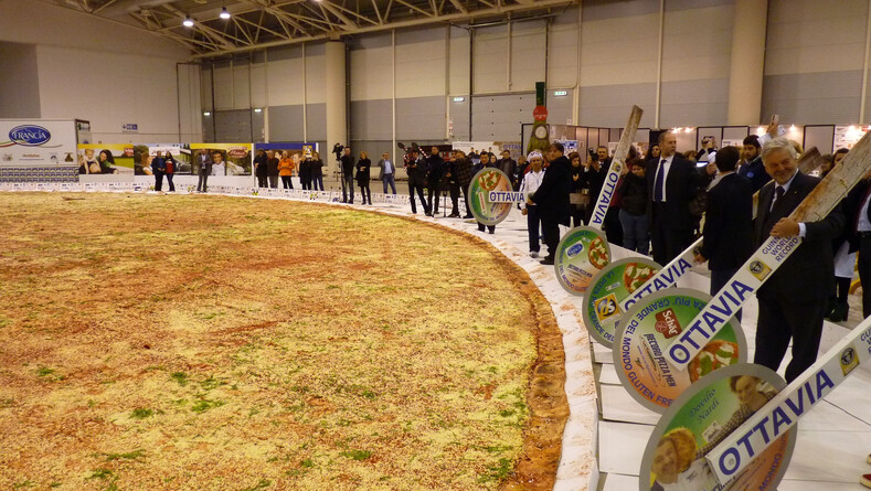 Подборка самых огромных блюд в мире, попавших в Книгу рекордов Гиннесса