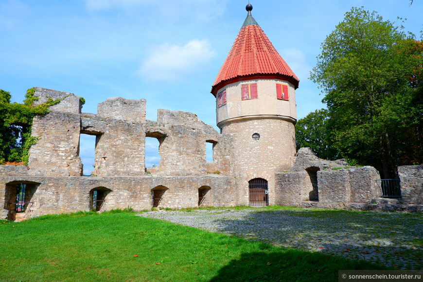 Руины крепости Хонберг