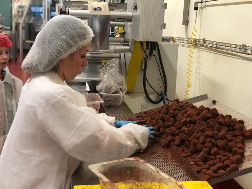Работа на шоколадной фабрике