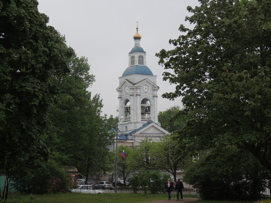 Кафедральный православный храм Выборга  - Спасо-Преображенский собор с колокольней (1892 год). 