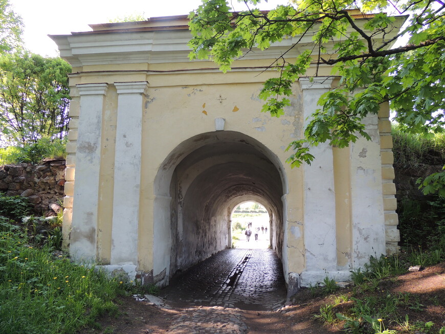 Фридрихсгамские ворота Анненских укреплений. 