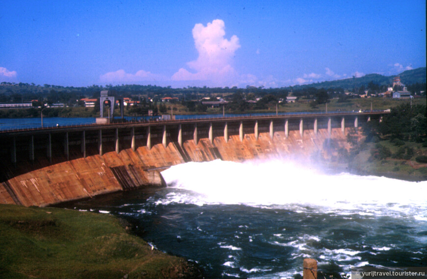 Гидроэлектростанция Owen Falls Dam (Из Интернета)